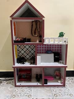 doll house— completely customised.