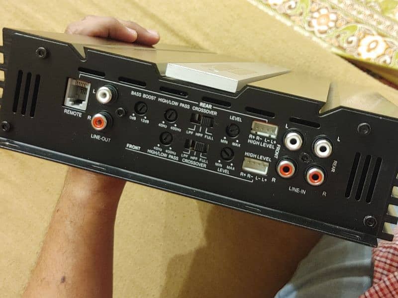 4 channel car amplifier Sundown Audio 0