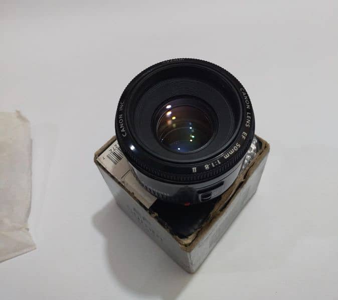 Canon 50mm 1.8 lens 1
