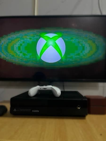 Xbox One 1tb With Original Xbox & One S Controller, 19 games installed 16