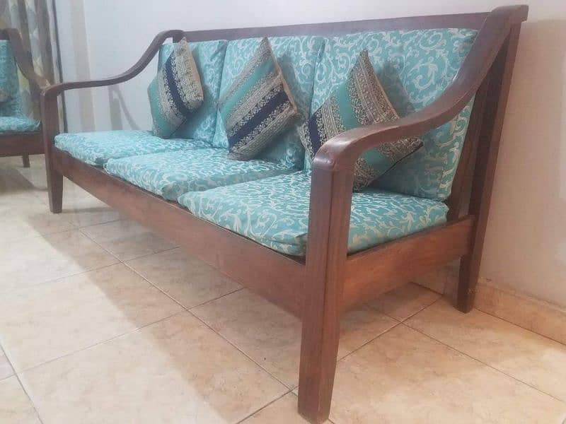 Pure Sheesham Wood 5 Seater Sofa Set Condition Like New 4