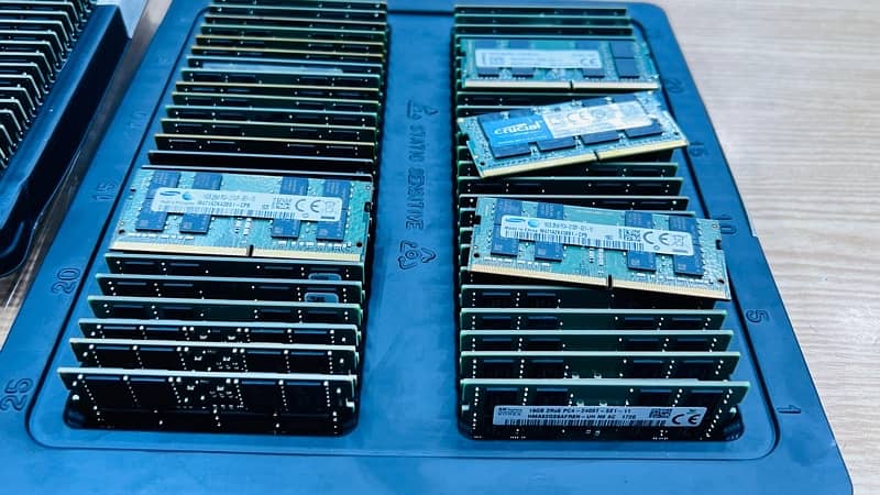 Laptop RAM DDR2 / 3 / 4 / 5  Quantity  Available 0