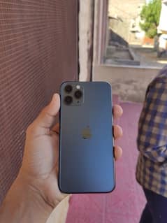 iPhone 11 pro With Box Non