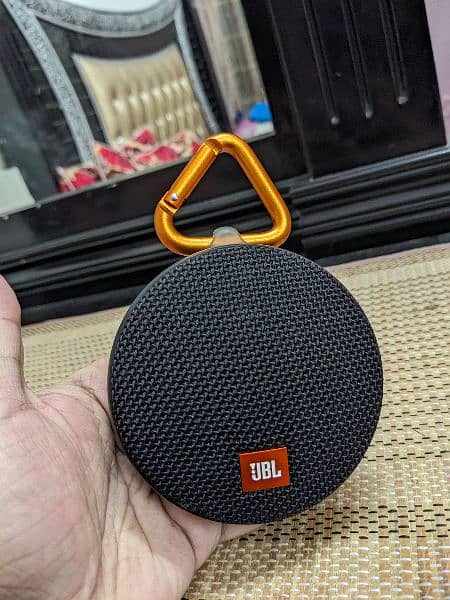 JBL Clip 2 Bluetooth Speaker 0
