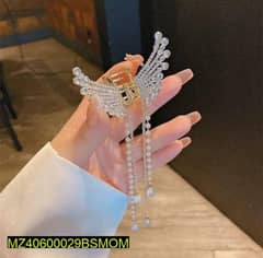 Zircon butterfly claw with long chain