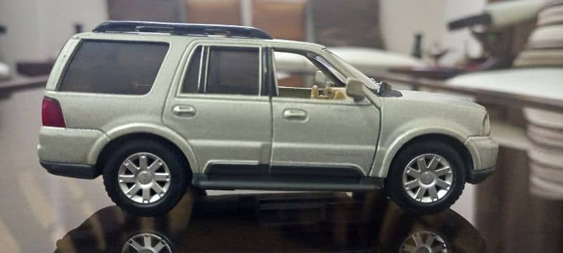 Metal diecast Toy model cars 16