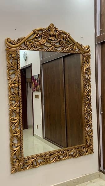 frame mirror golden colour 1