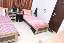 Boys Hostel sharing Rooms For Rent [AC ROOMS]