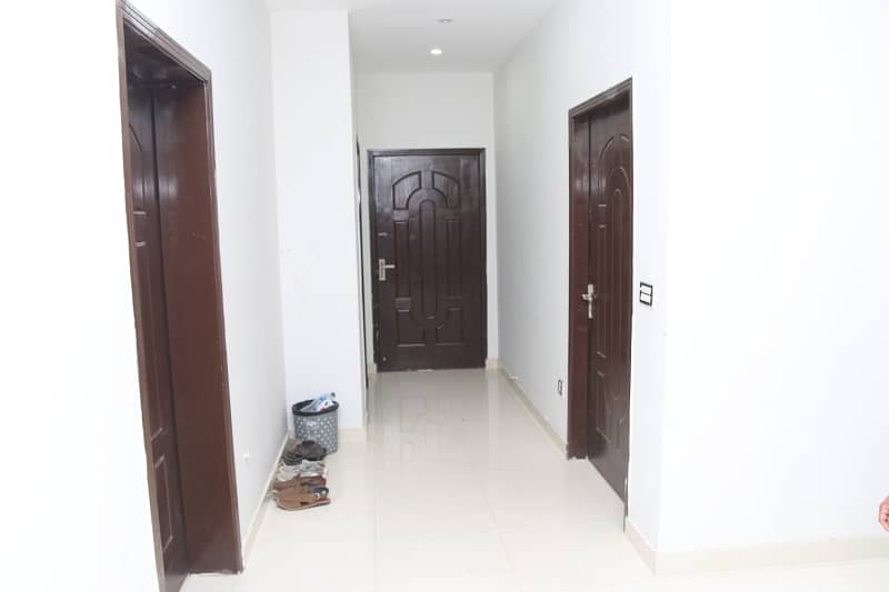 Boys Hostel sharing Rooms For Rent [AC ROOMS] 3