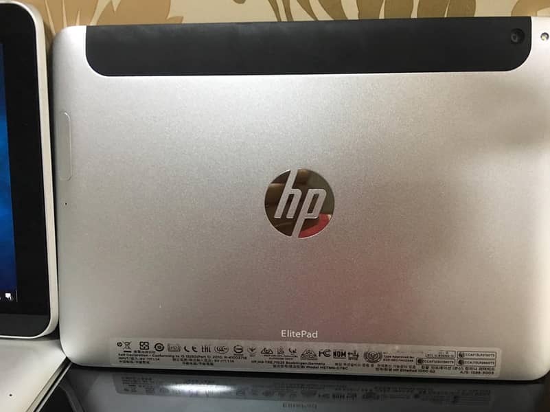 HP ElitePad G2 Window 10 Tablet 6