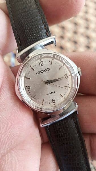 SEIKO QUARTZ WATCHES. . 10