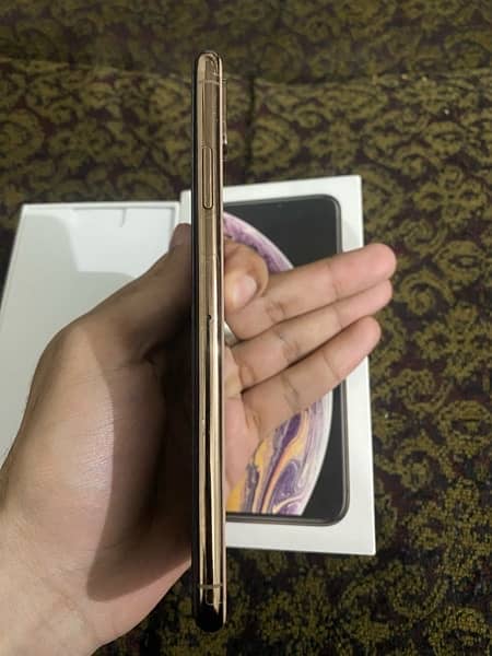 iphone xs max 256gb PTA approved 4