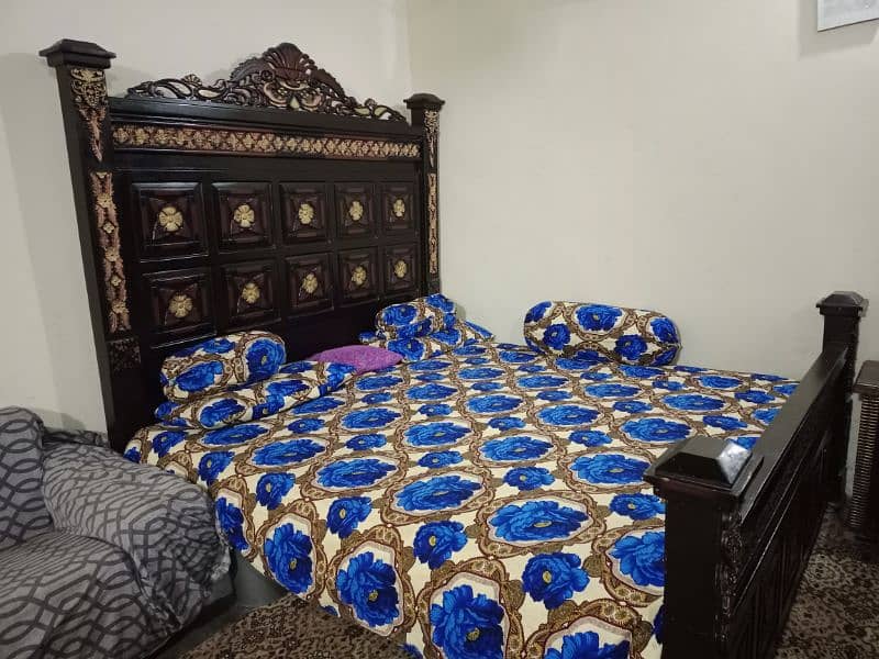 bed with mattress 1