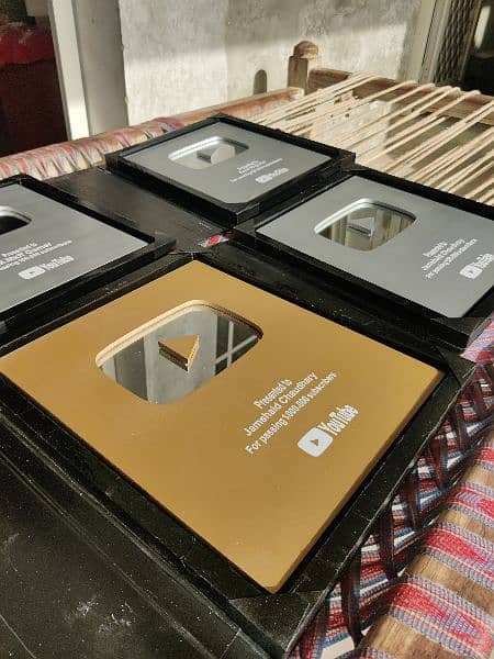 customize YouTube play button gold silver. 2024 11