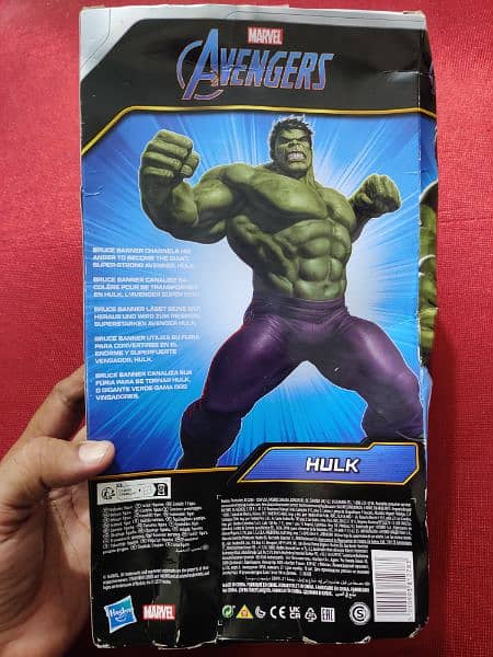Marvel Avengers Hulk Titan series. Original by Hasbro. 3