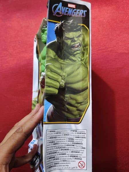 Marvel Avengers Hulk Titan series. Original by Hasbro. 5