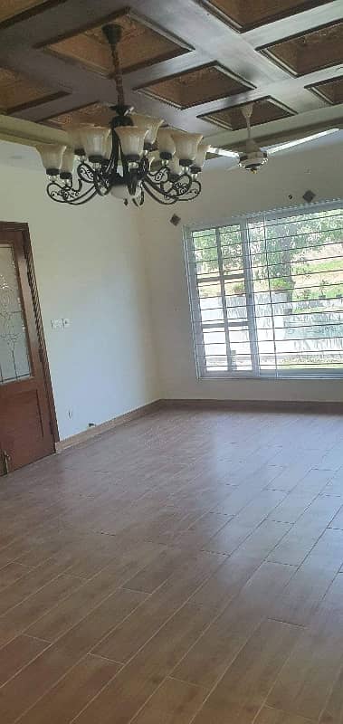 dha sec A 1 kanal just like a brand new house for rent 8