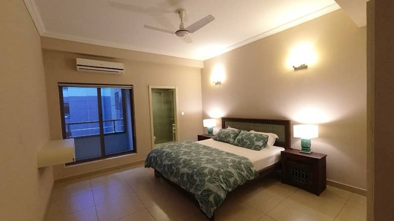 F11 daily basis one bed plus tv lounge for rent with all basic 1