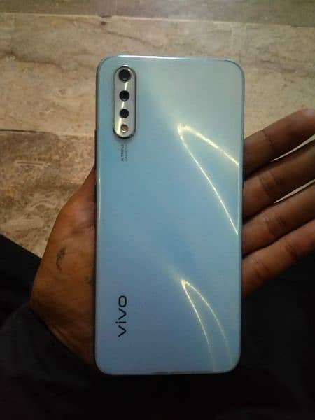 Vivo S1 10/10 condition full original phone om 4