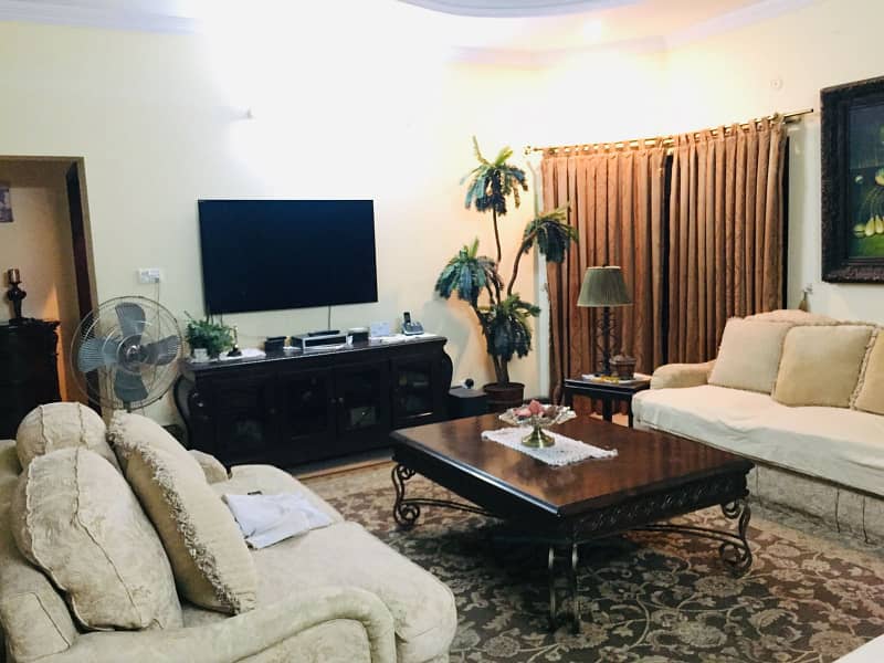 1 Kanal Fully Furnished Luxury House Saprt Metar Bahria Town Phase 1 11