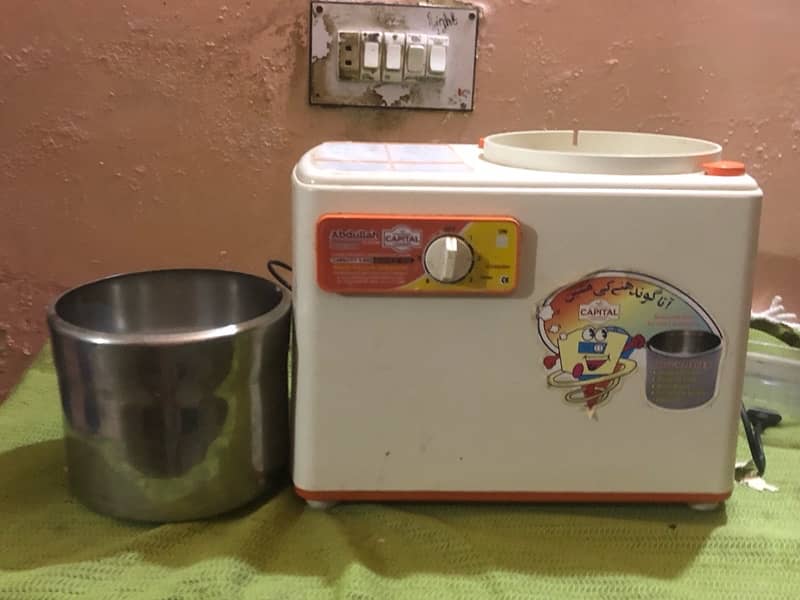 dough maker, آٹا گھوندنے کی مشین 2