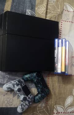 PS4 FAT Model For Sale 10/10 Condition