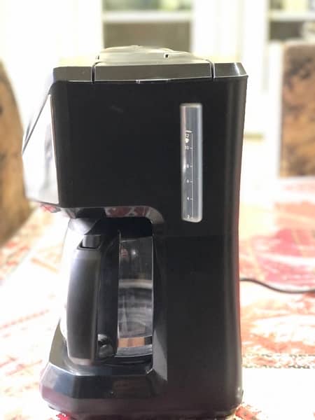 Russell Hobbs Victory Grind and Brew imported Coffee Maker 22000 2