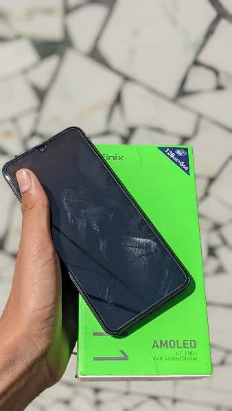 infinix note 11 condition 10/10 with box and charger amoled diplay 6