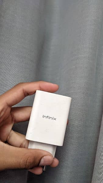infinix note 11 condition 10/10 with box and charger amoled diplay 8