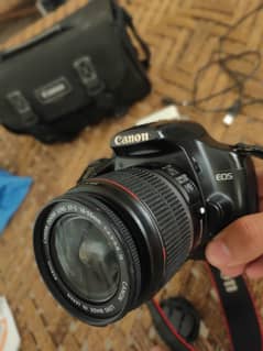 DSLR Canon 450 D Full Frame Good Condition