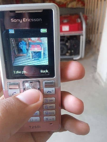 Sony Ericsson t250i 2