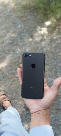 iphone 7 Pta approved new condition 1m