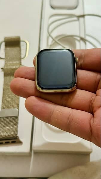 Apple watch stainless steel Gold 45 1