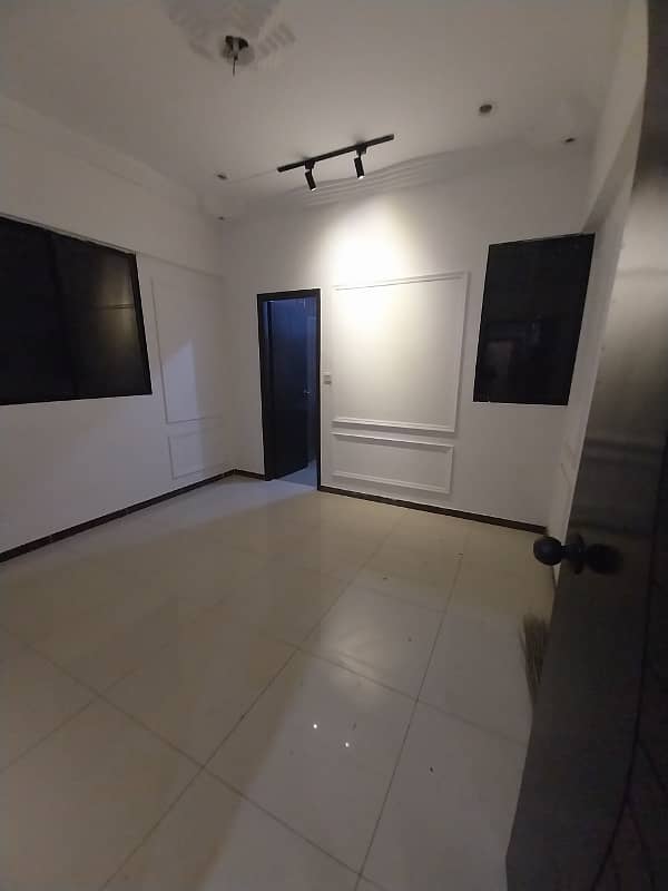 3 Bedroom Appartment Bungalow Facing West upan 2