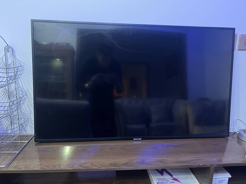 Samsung Smart Led TV 49’ NU7100 4K 0