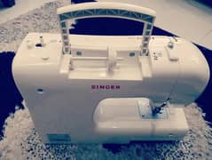 SINGER TRADITION Sewing MACHINE (Brand New)
