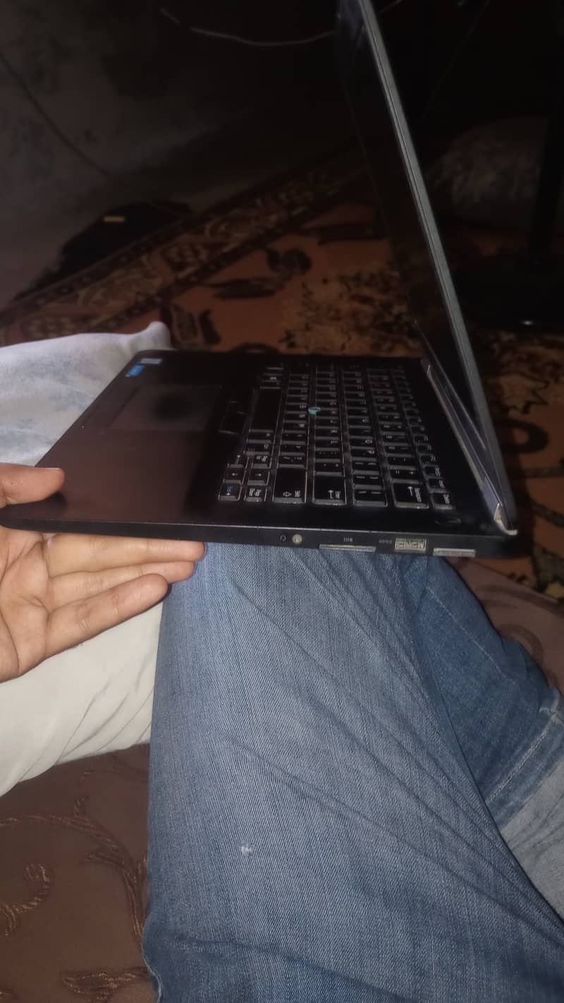 Dell Ultrabook i5 6th generation 3