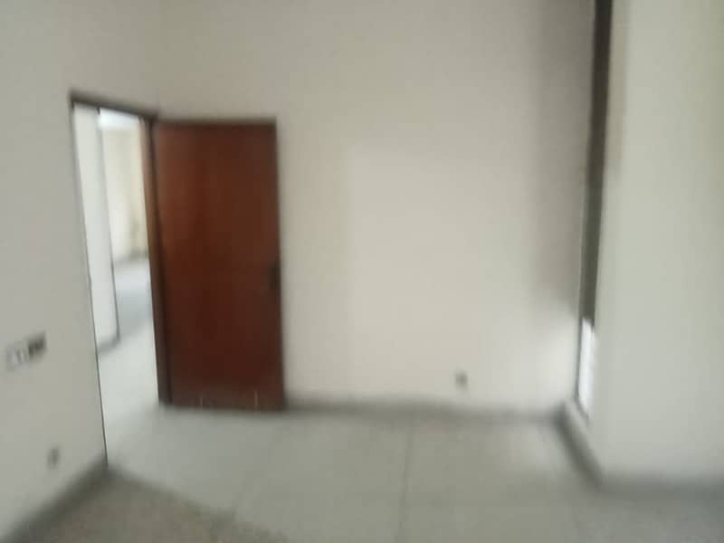 House Best For Executive Office/ Working Space At Moulana Shoukat Ali Road 6