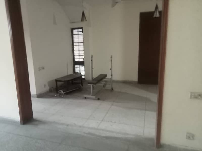 House Best For Executive Office/ Working Space At Moulana Shoukat Ali Road 8