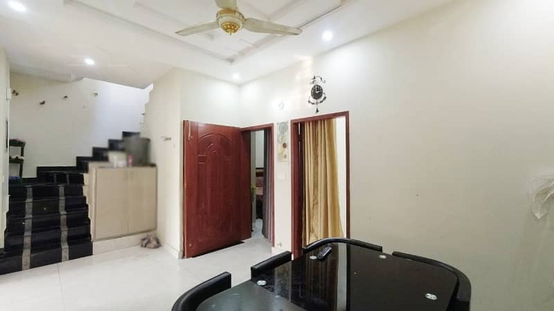 A Prime Location House Of 5 Marla In Lahore 30