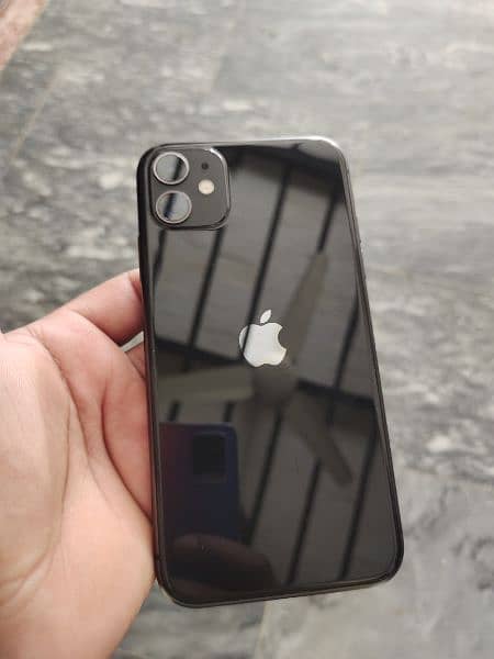 iPhone 11 64GB condition 10 by 9 JV sim working with box and cable 0