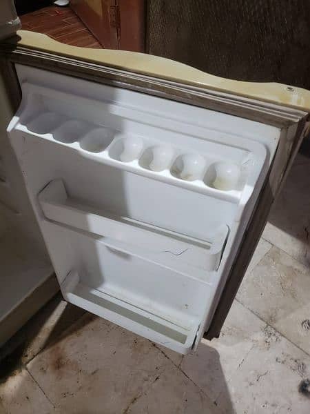 Dawlance 8cbft fridge for sale 0