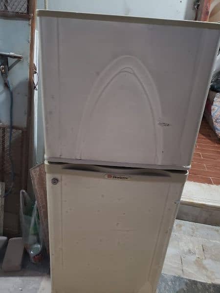 Dawlance 8cbft fridge for sale 1