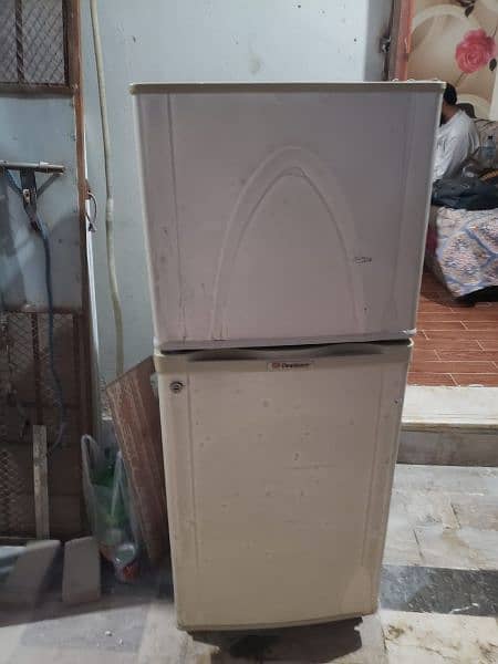 Dawlance 8cbft fridge for sale 5