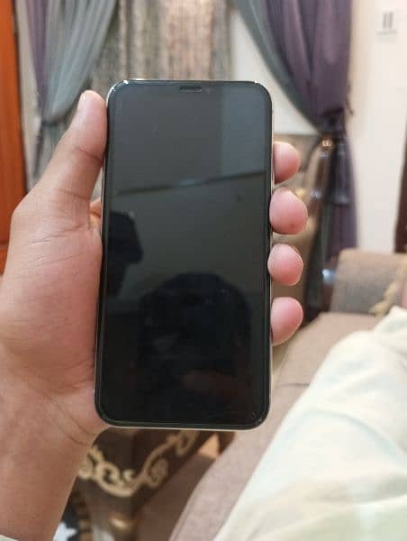 I phone X 64 Gb Bypass Full 10/9 condition 11