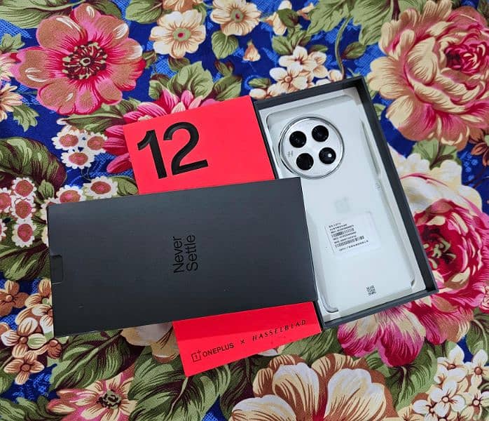 OnePlus 12 box pack 24 GB 1 TB 0
