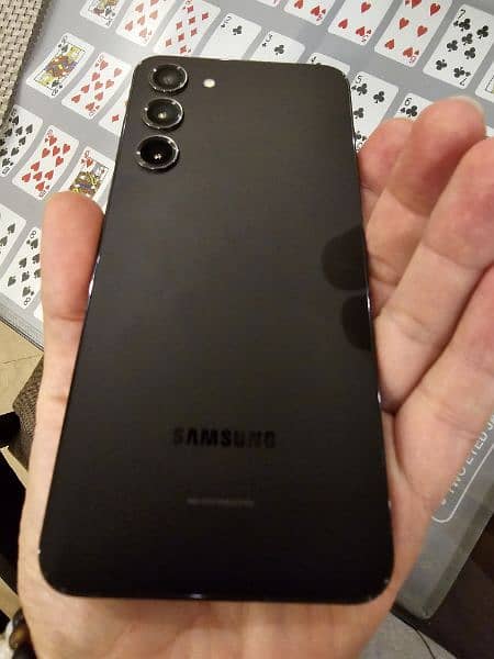 Samsung galaxy s23 plus 2