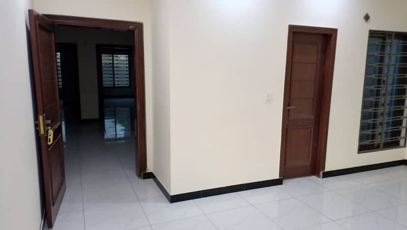 Overseas Sector 5 Double Unit 10 Marla House Good Condition All Facilities Are Available For Rent In Bahria Town Phase 8 Rawalpindi Islamabad 2