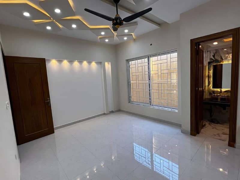 1575 Square Feet Upper Portion In Beautiful Location Of Bahria Town Phase 8 Ali Block In Rawalpindi 3