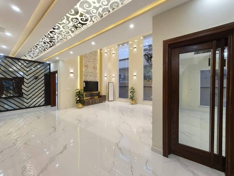 Stunning Designer 1 Kanal Luxury House Available For Rent In Bahria Town Phase 8 Rawalpindi Islamabad 10